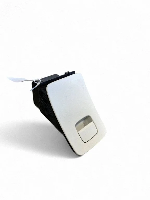 Glove box 31366376