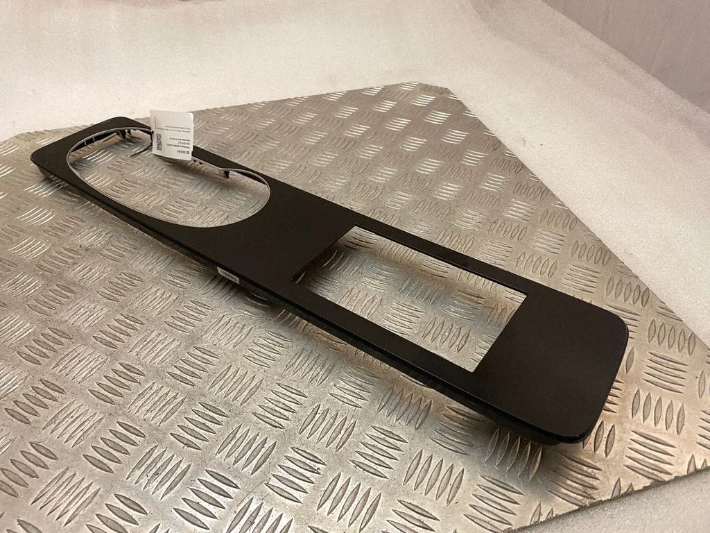 Dashboard trim