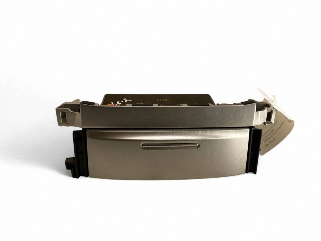Glove box central console 1B1A6060G