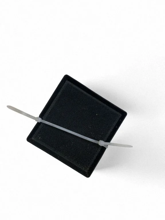 Cimdu nodalījuma paliktnis 95B863301C
