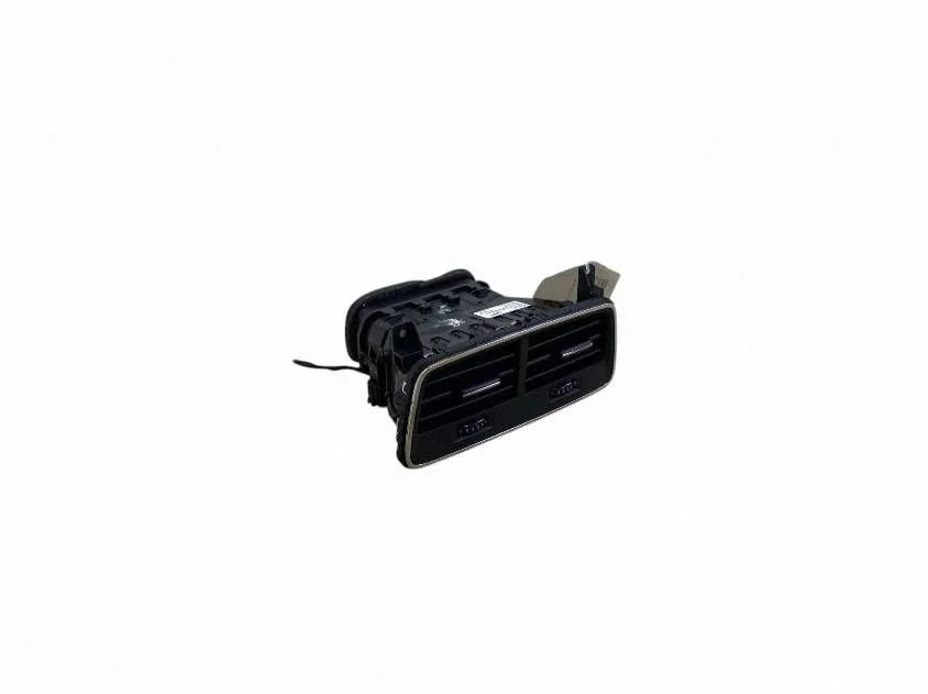 Rear air vent grill 4K0819203B