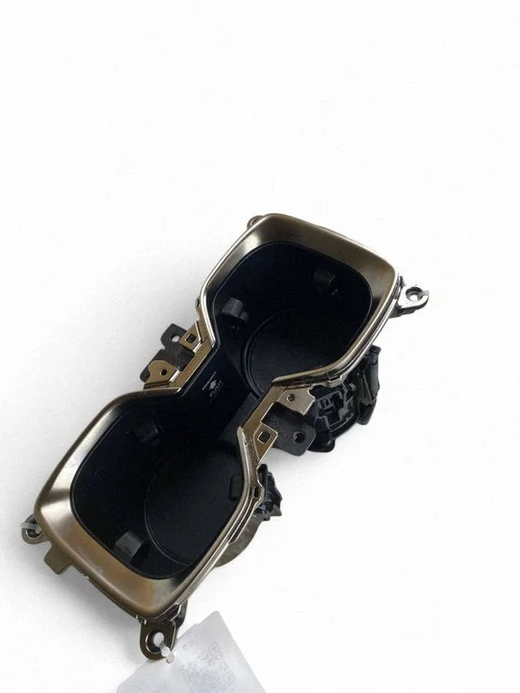 Cup holder front 5880348200