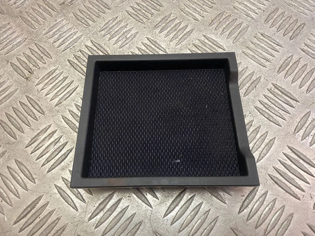 Central console drawer/shelf pad 8011B166ZZ