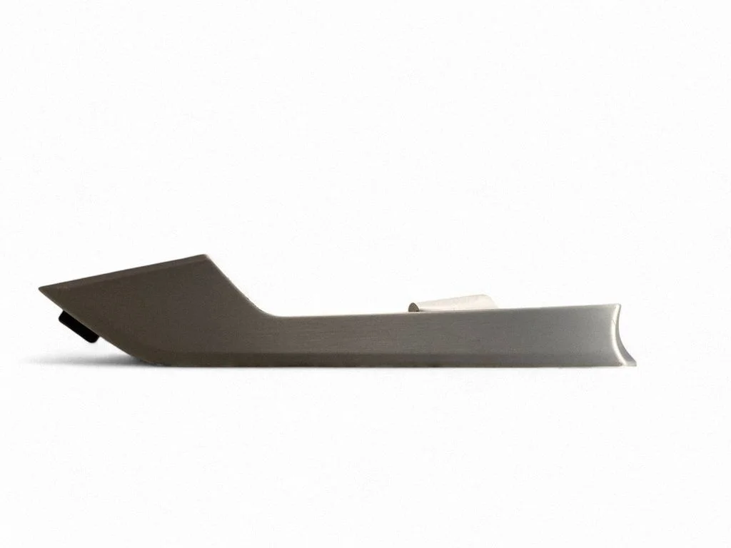 Front door trim bar 8W6867409Q