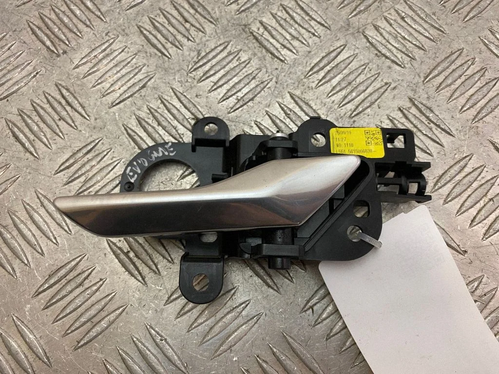 Eesmise ukse sisekäepide J9C322600AG