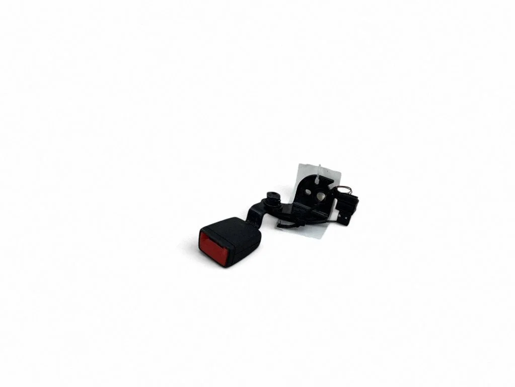 Aizmugurējās drošības jostas sprādze 4K8857740AD