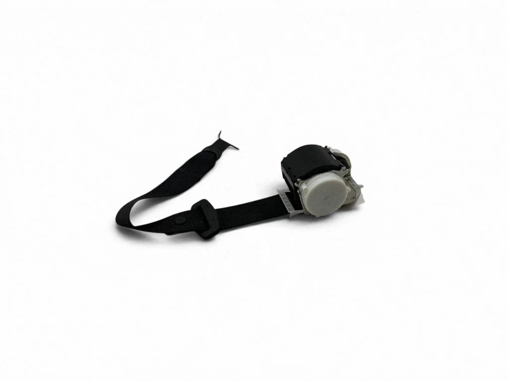 Middle seatbelt (rear) 7470261