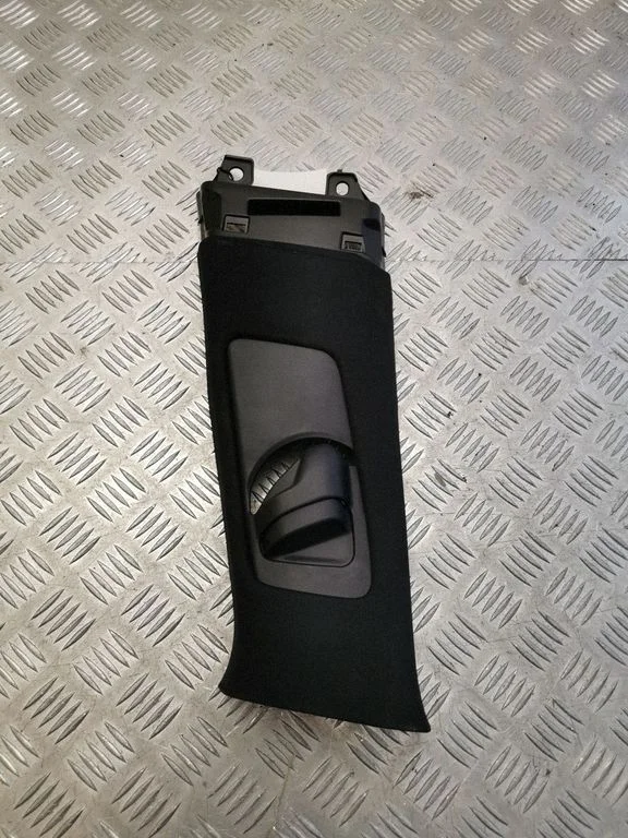 Seat belt trim 6242078010