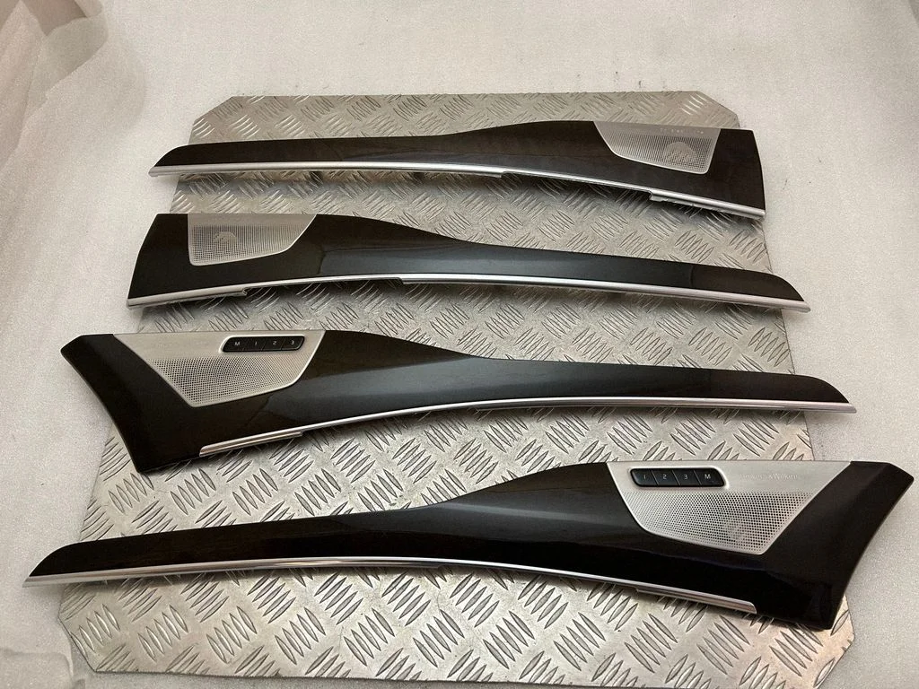 Door card panel trim set 31407848