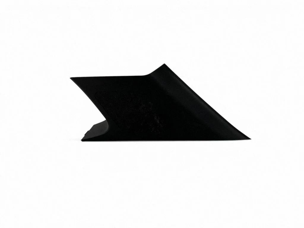 (D)pillar trim (top) 7396430