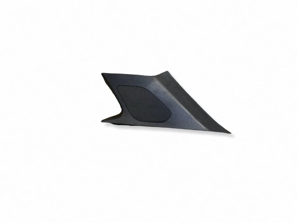 (D)pillar trim (top) 7396430