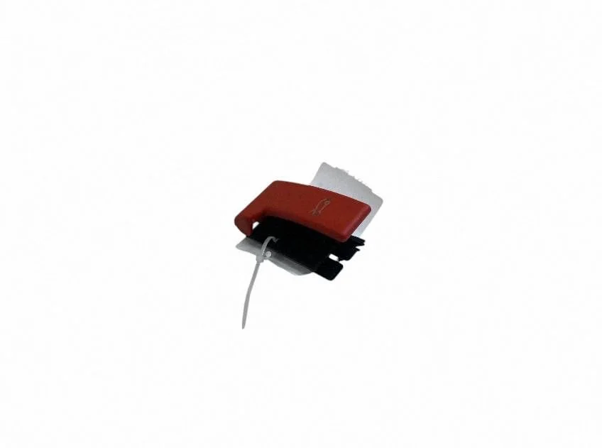 Engine bonnet (hood) release handle – Mercedes-Benz GLC-Class C253 (2016-)