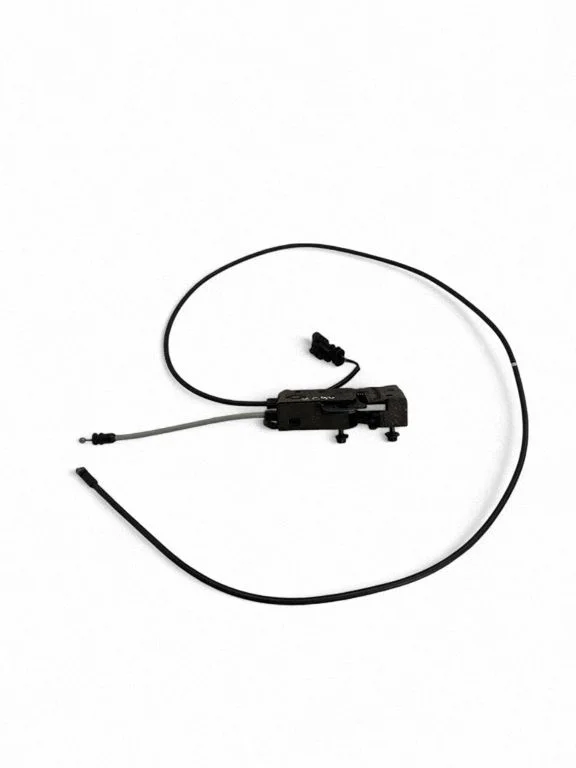 Engine bonnet (hood) release handle 31479754