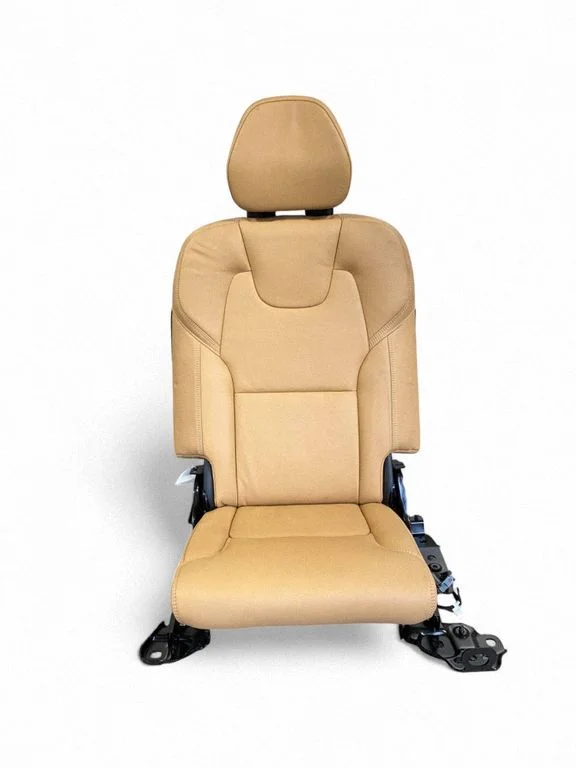 Kolmas istmerida – Volvo XC90 (2014-)
