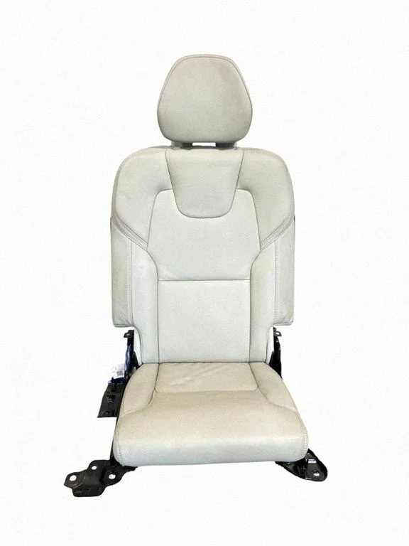 Kolmas istmerida – Volvo XC90 (2014-)
