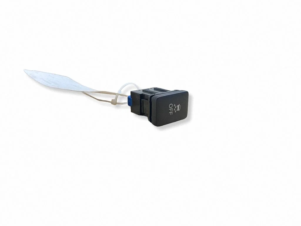 Traction control (ASR) switch – Mitsubishi Outlander (2013-2021)