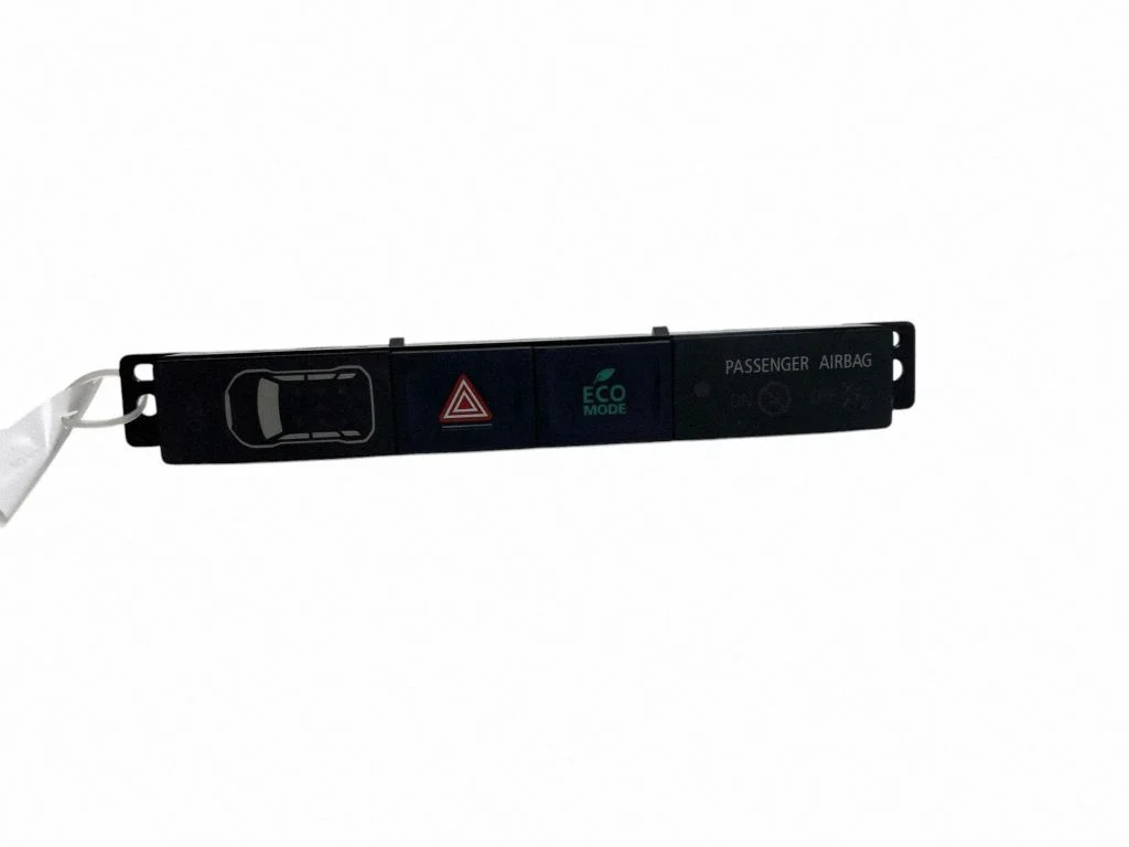 Hazard light switch 8002B409
