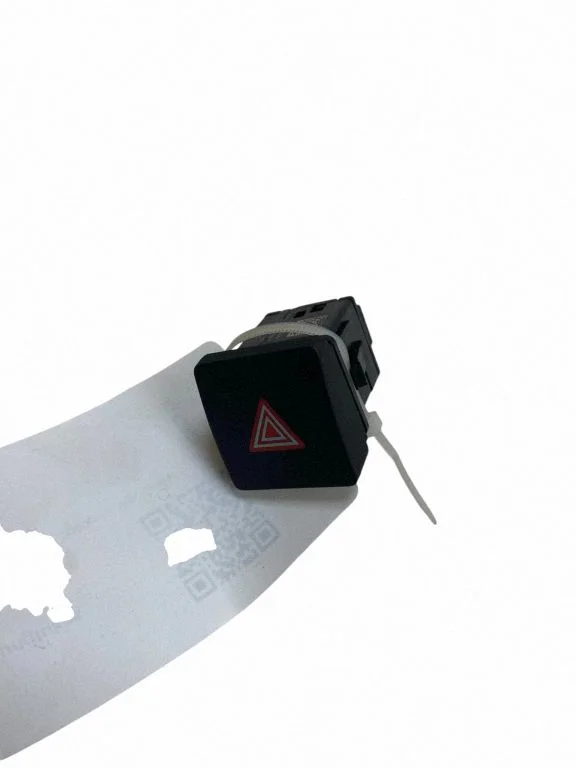 Hazard light switch 80A941509