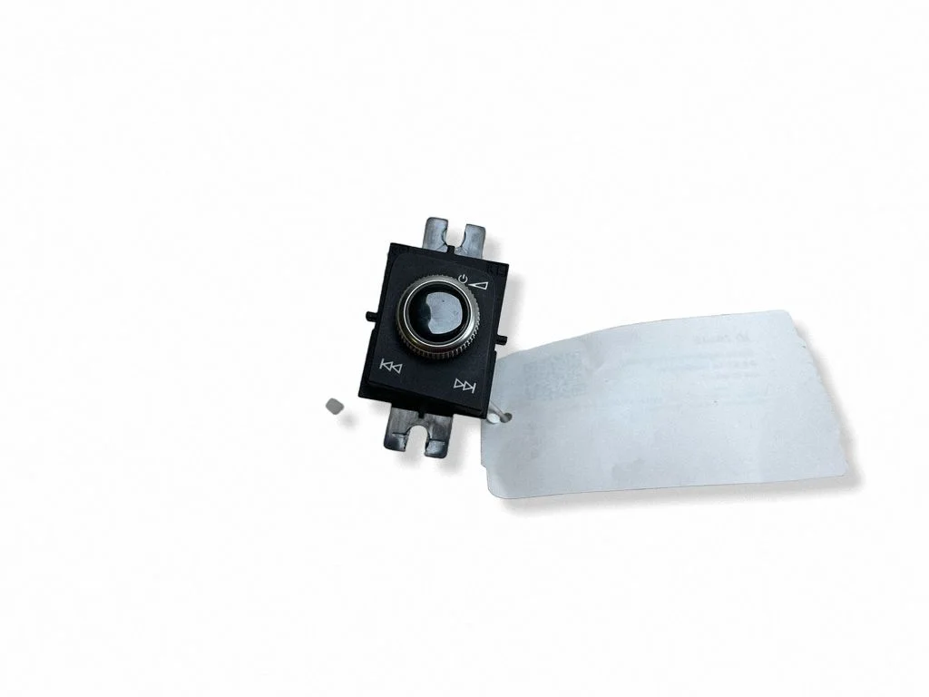 Helitugevuse lüliti 80C919616
