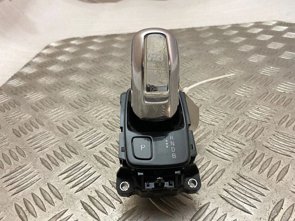 Gear shift switch/knob – Volvo XC90 (2014-)