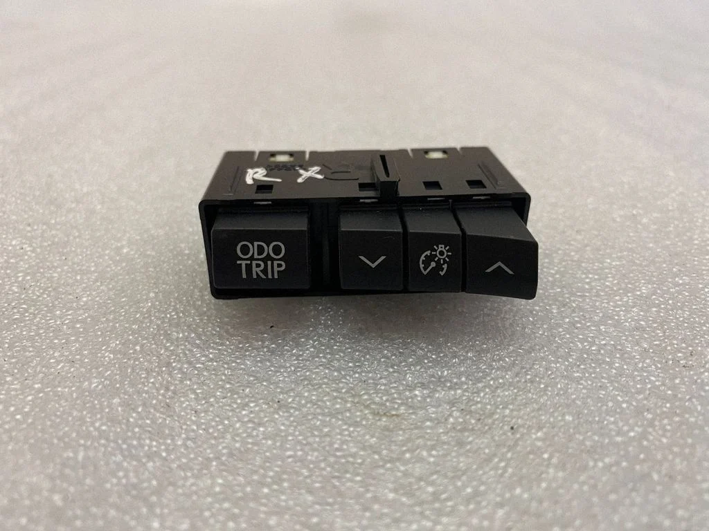 Panel lighting control switch – Lexus RX 450H (2016-)