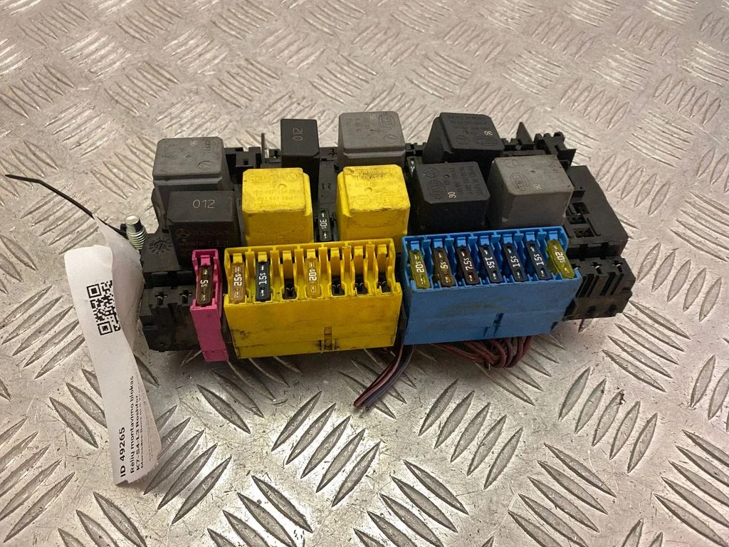 Releju montāžas bloks A1669068201