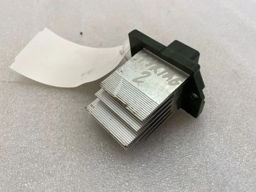 Heater blower fan relay
