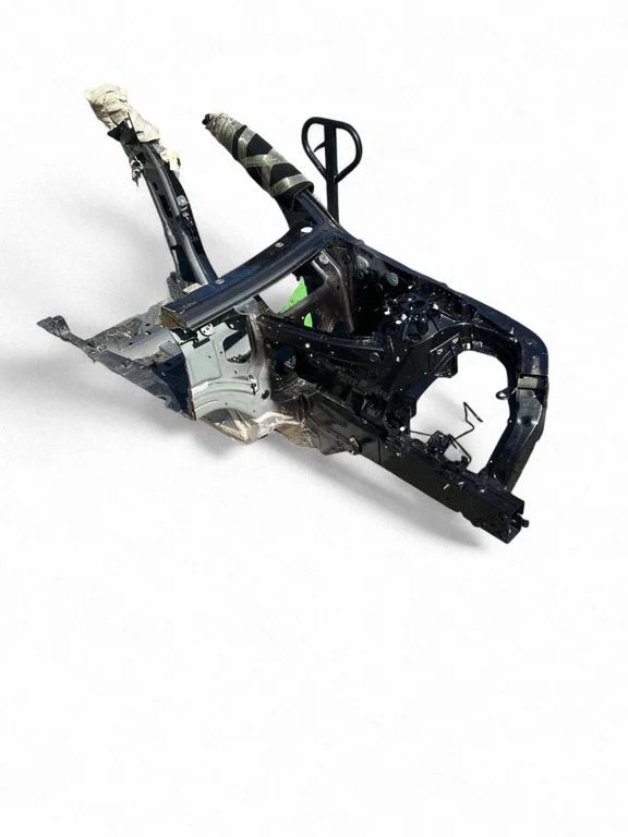 Front quarter panel – left