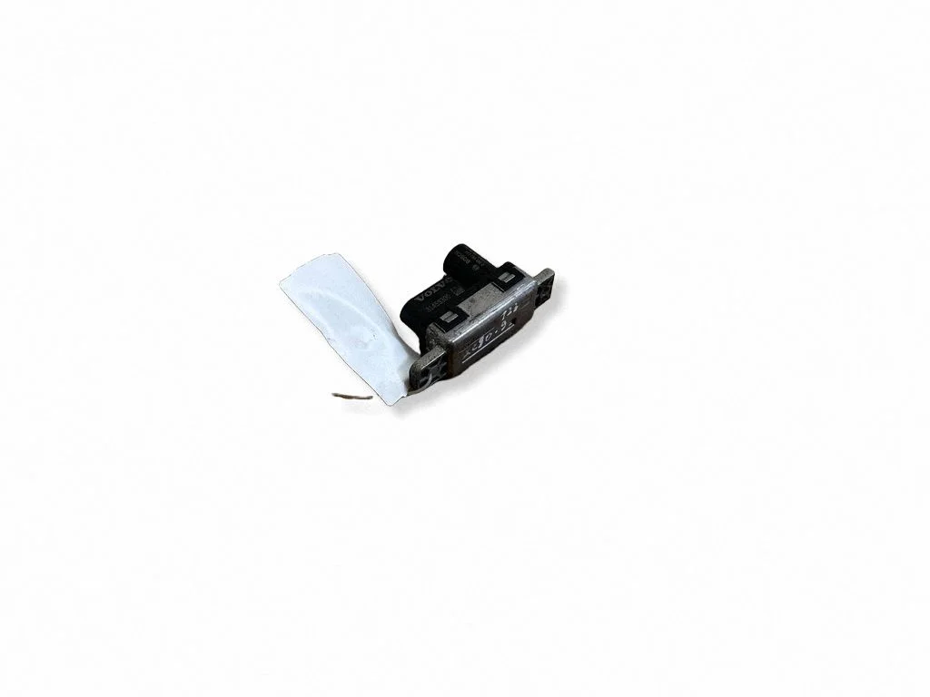 Glow plug pre-heat relay 31459300