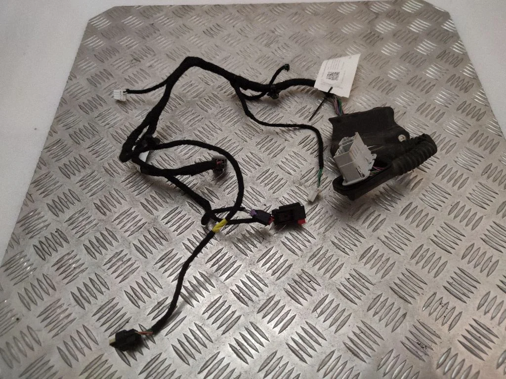 Rear door wiring loom 68333604AA