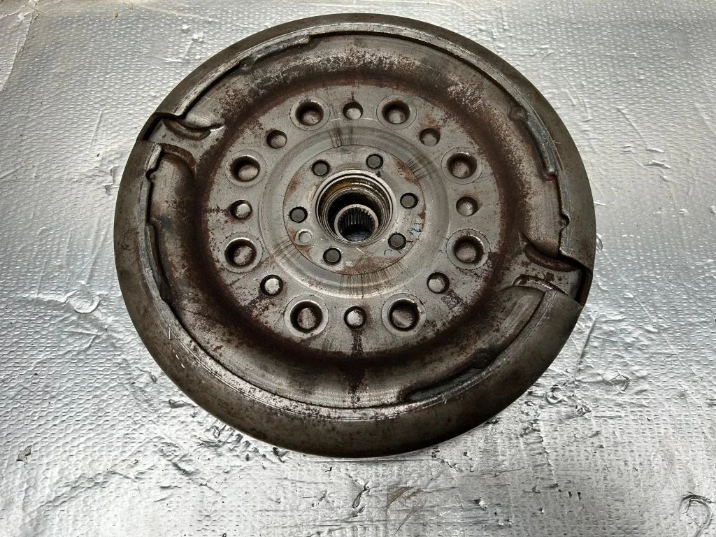 Kahemassiline hooratas – Volkswagen Golf Plus (2005-2013)