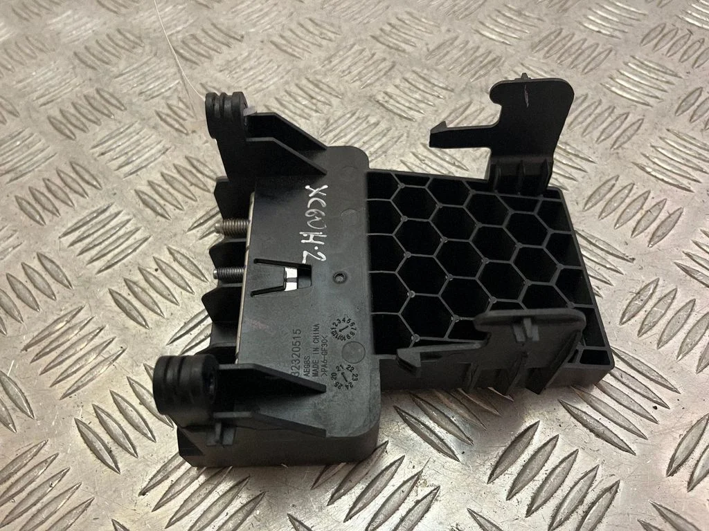 Fuse – Volvo XC90 (2014-)