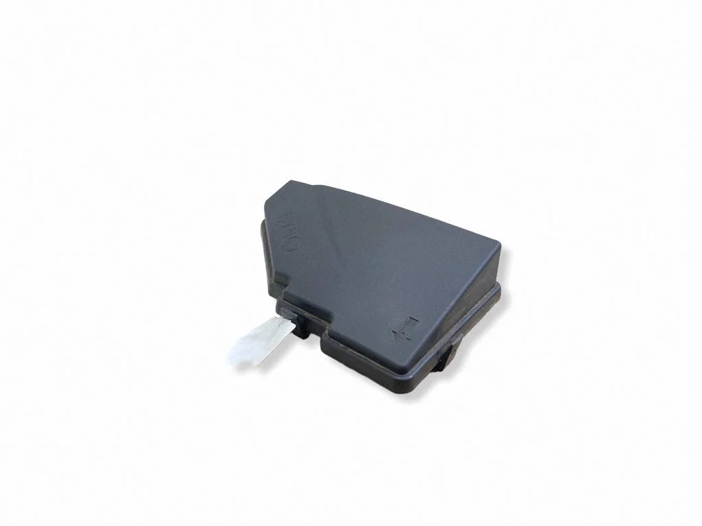 Fuse box cover 32212302