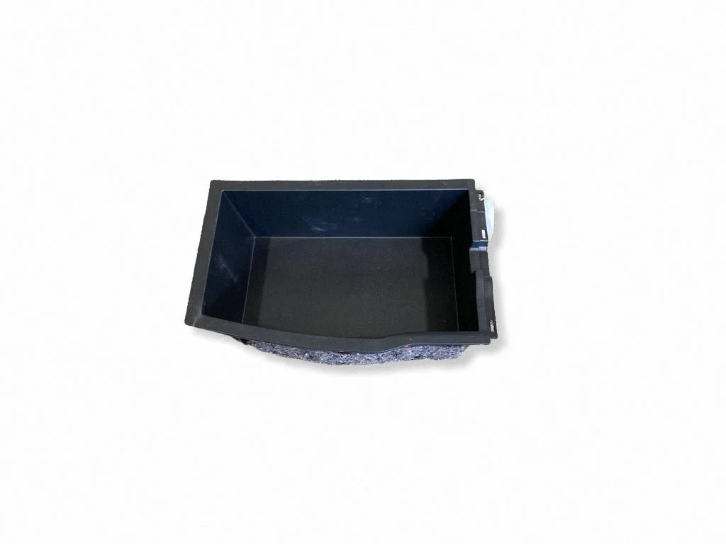 Schowek w bagażniku 6499348200