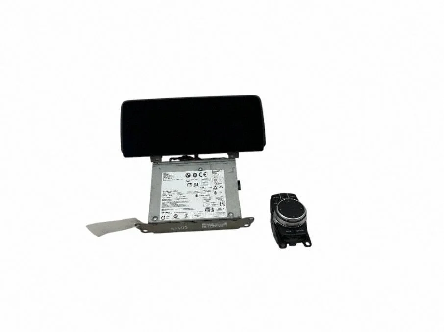 Radio/CD/DVD/GPS head unit 5A47354