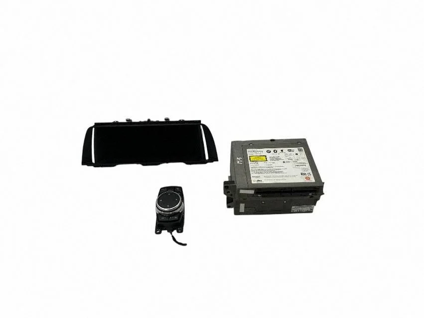 Radio, odtwarzacz CD/DVD, nawigacja 6832270