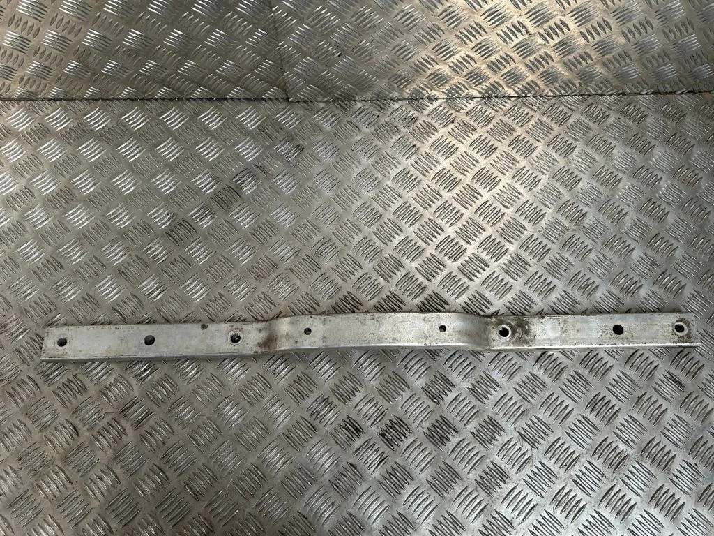 Other under body part A2536190100