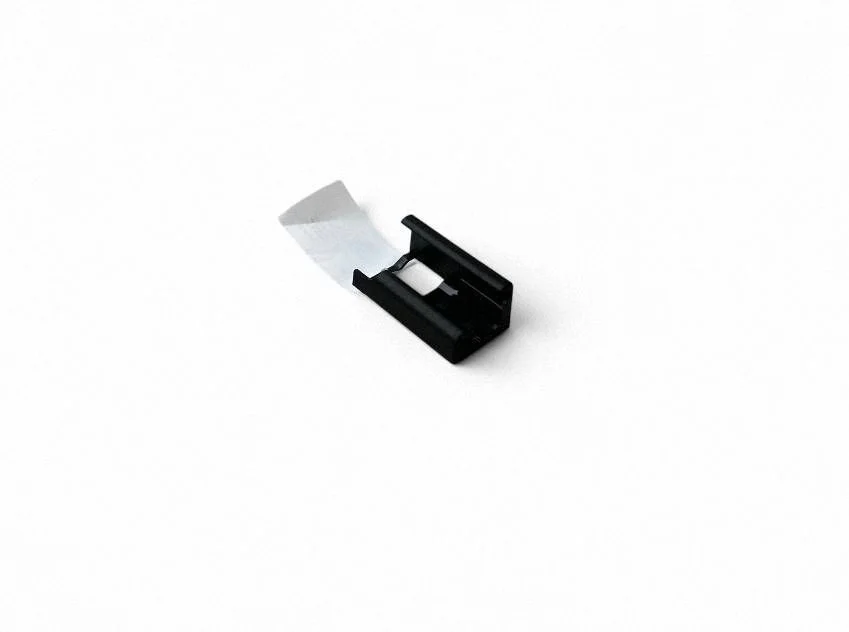 Sliding door rail trim 7415076