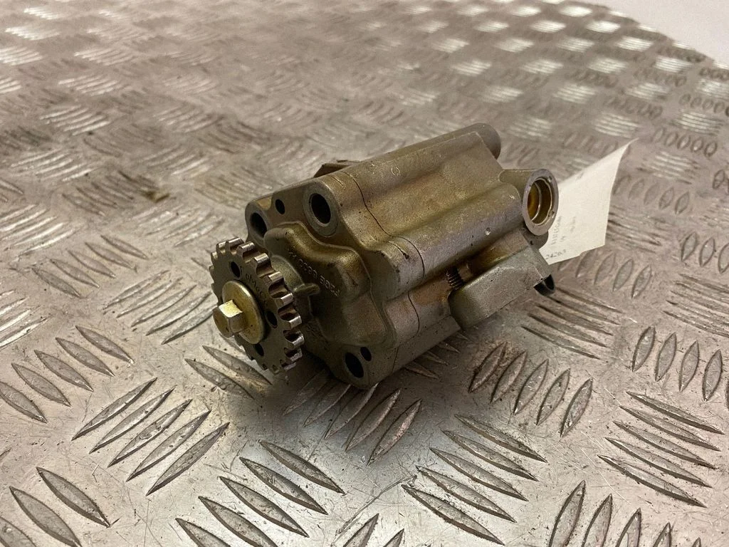 Oil pump F2GE6600AA