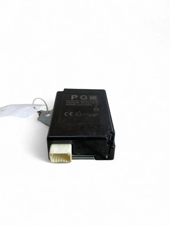 Immobilizer control unit/module 897B060100