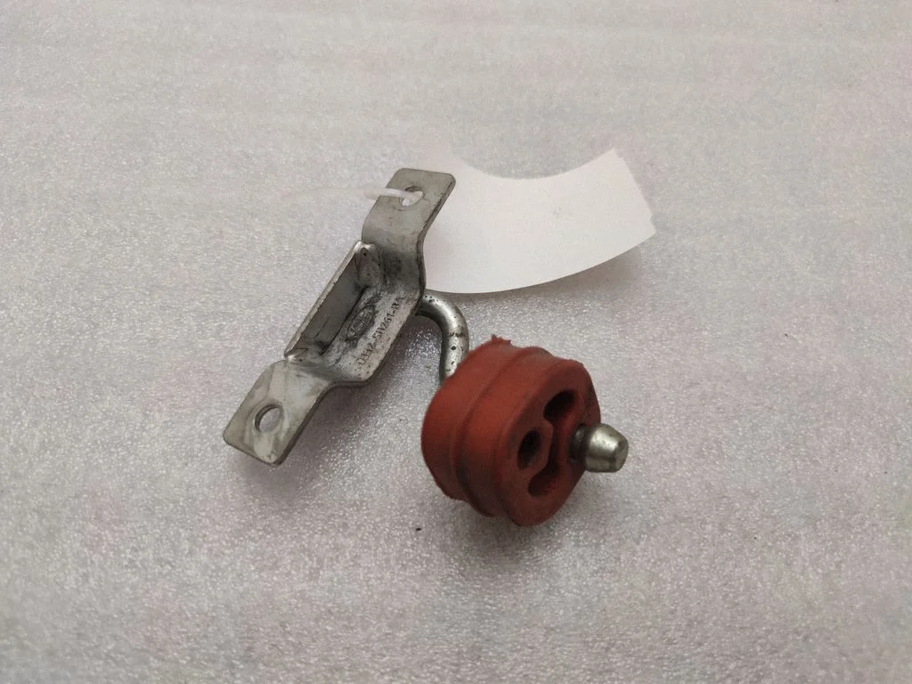Muffler mount bracket/holder DJ325D261BA