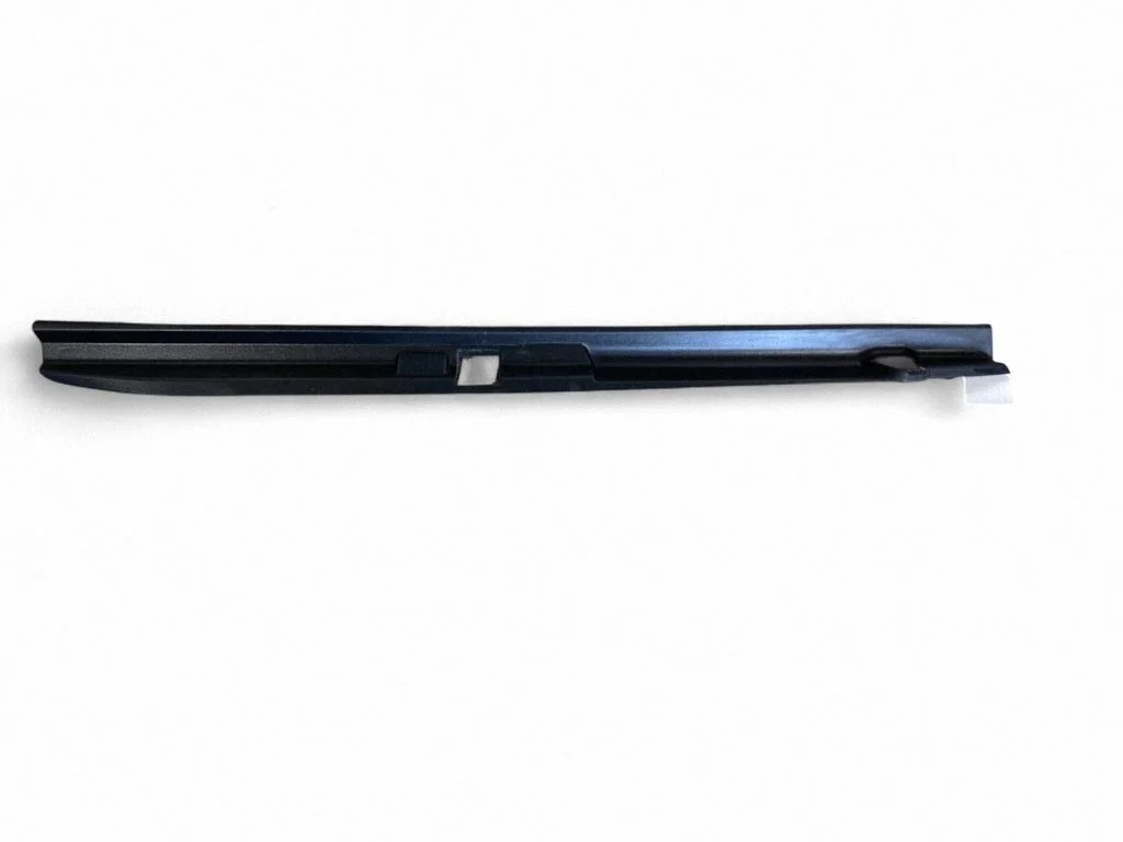Rear bumper trim bar molding 5217960050