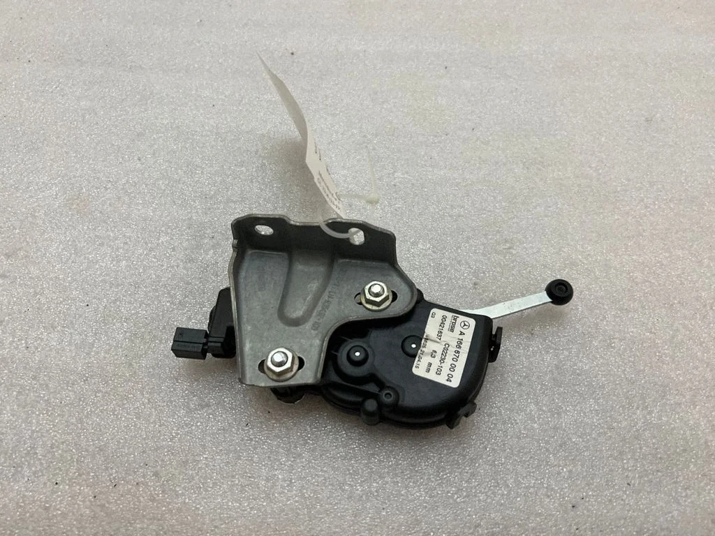 Vent window/glass motor – Mercedes-Benz GLS-Class X166 (2015-2019)