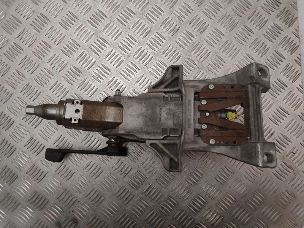 Steering wheel axle set FR3C3C529BD