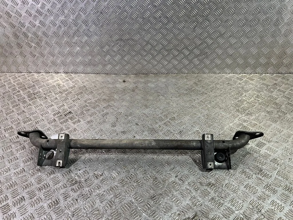 Bottom radiator support slam panel