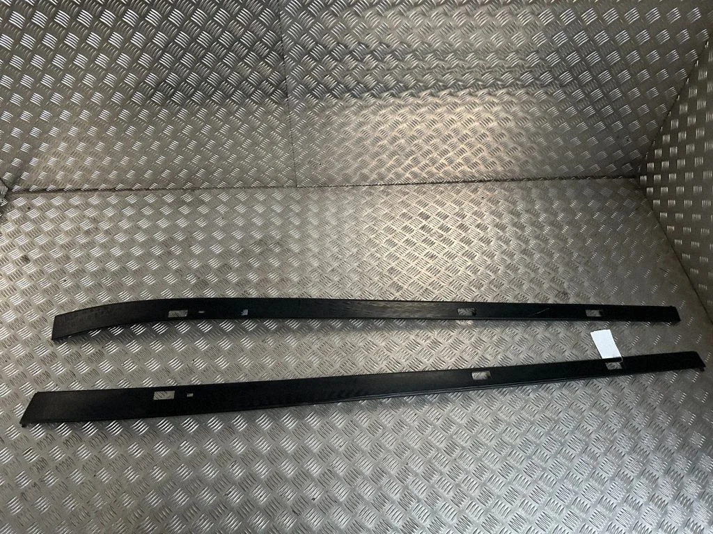 Katuse liist „molding" – Hyundai Tucson TL (2015-)