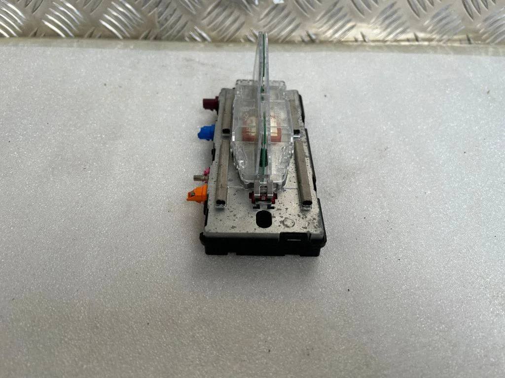 Aerial GPS antenna – Volvo XC90 (2014-)