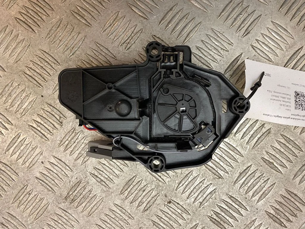 Tailgate boot lock/latch motor 31440645