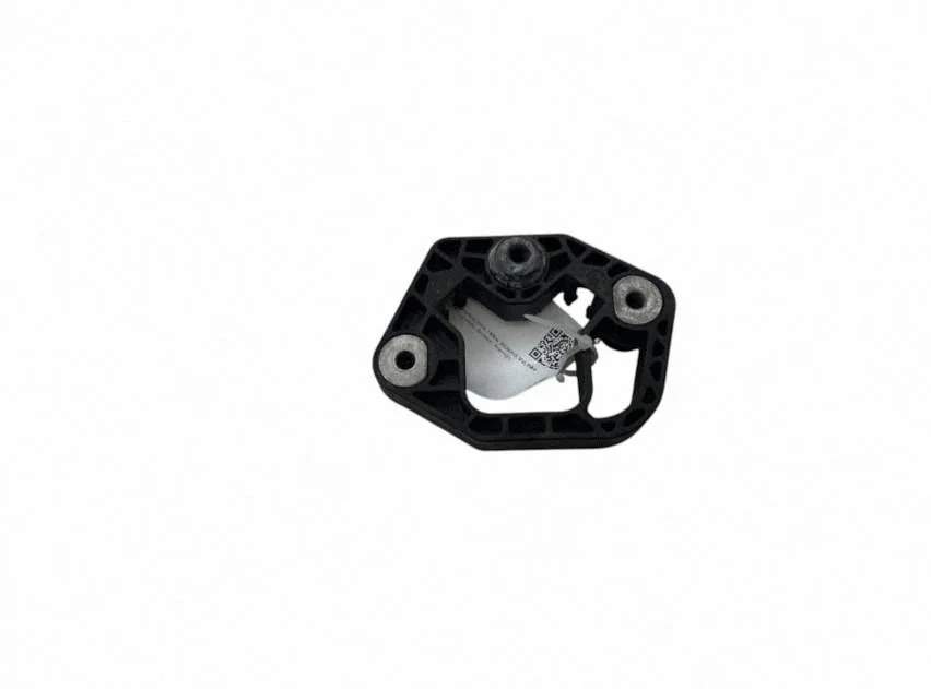 Radiator mount bracket 31439575