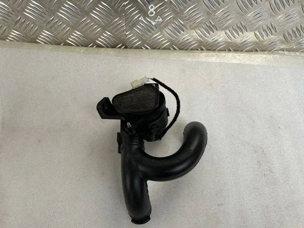 Engine control unit/module fan A1669068800